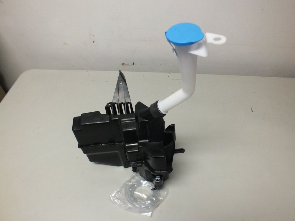 Windshield Washer Reservoir Assembly Fits 2016 2017 2018 2019 2020 Nissan Maxima
