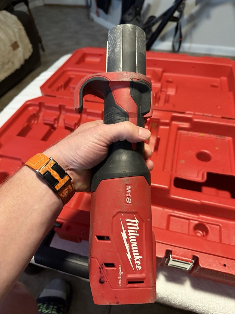 Milwaukee 2773-20L M18 Force Logic Long Throw Press Tool Only With Case