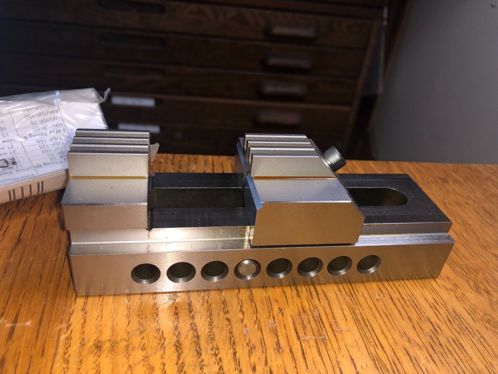 2" TOOL MAKERS SCREWLESS VISE 19706 11714