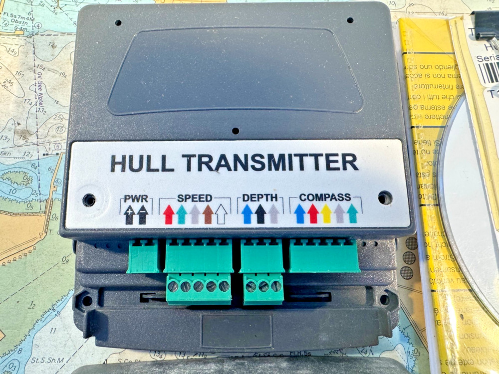 Raymarine Hull Transmitter T121