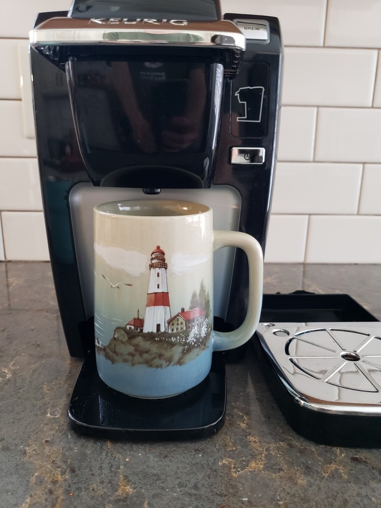 Keurig B31 Coffee Machine Retractable Cord Single Cup Mini Space Saver