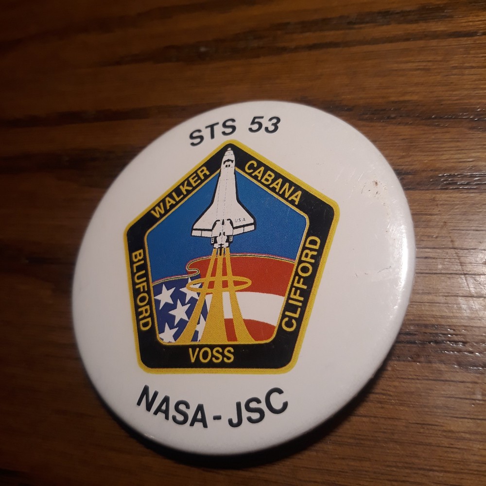10 NASA Pins