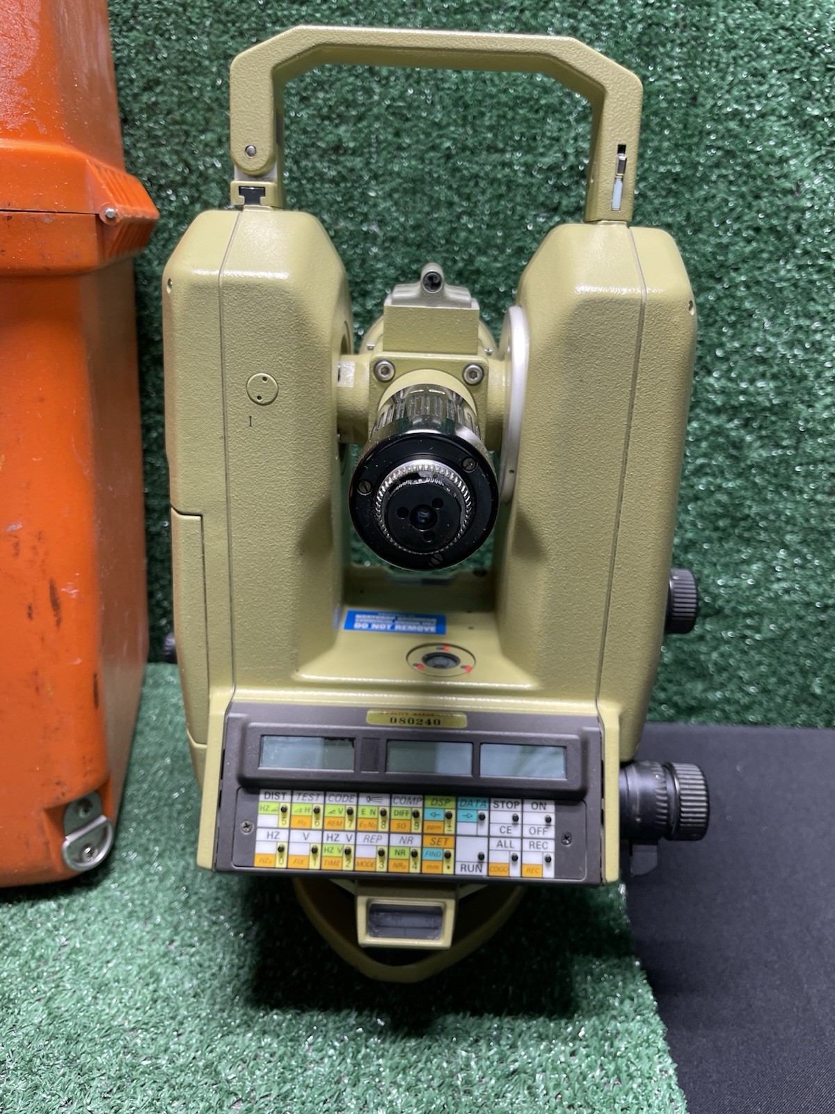 Leica Wild Heerburg T3000 Theomat Theodolite /Sun Filter. W/Case&Key No Battery.