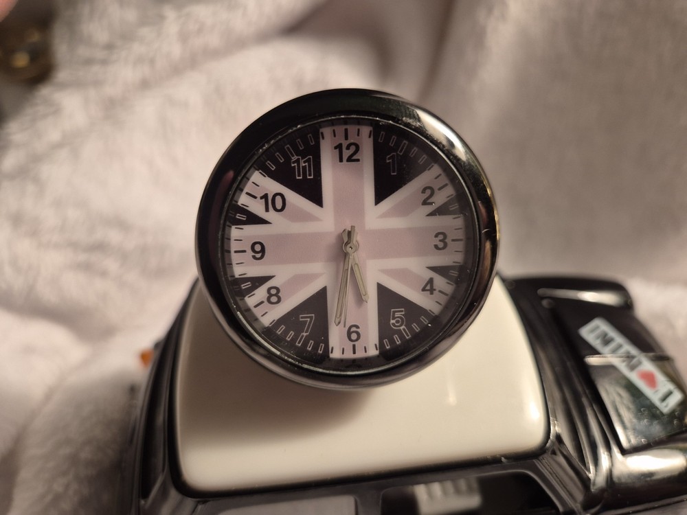 Mini Cooper Scale Model Car Retro Desk Clock - Black