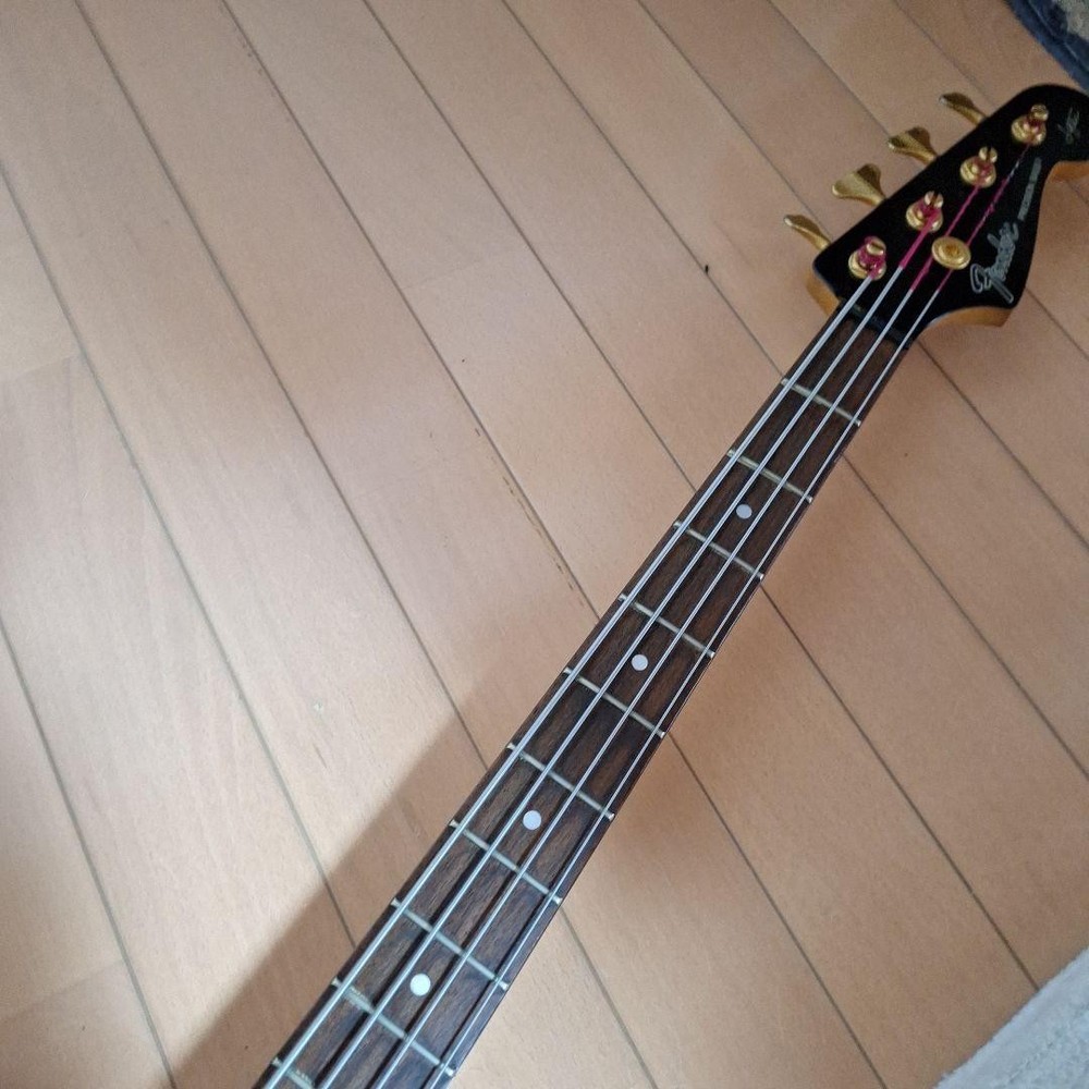 Fender Japan Precision Base