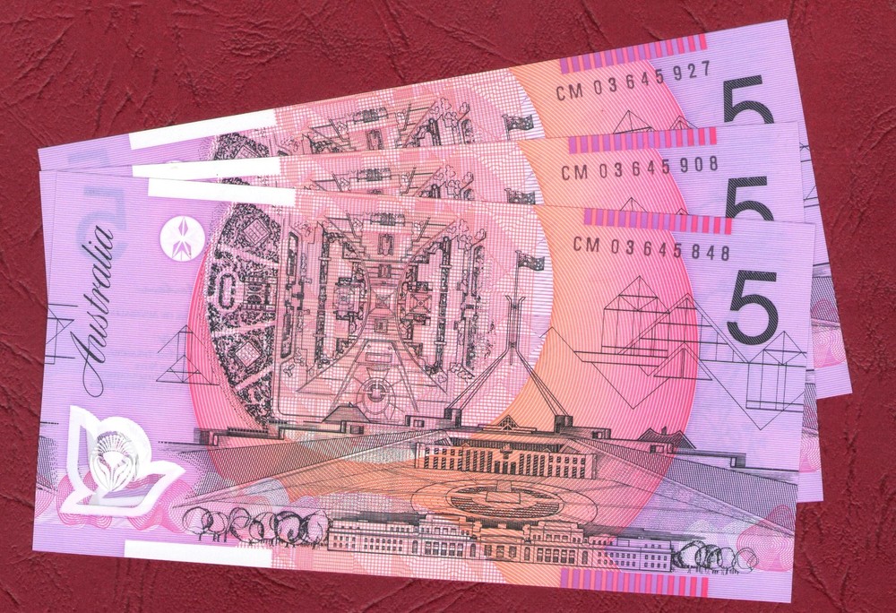 AUSTRALIAN BANKNOTE $5 Five Dollars 2003 GENERAL PREFIX UNC
