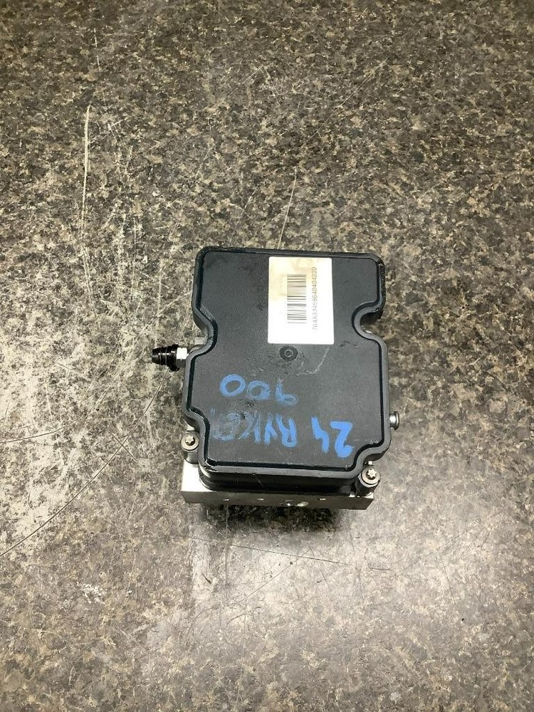 24 Can-Am Ryker 900 ABS Module Pump 74D