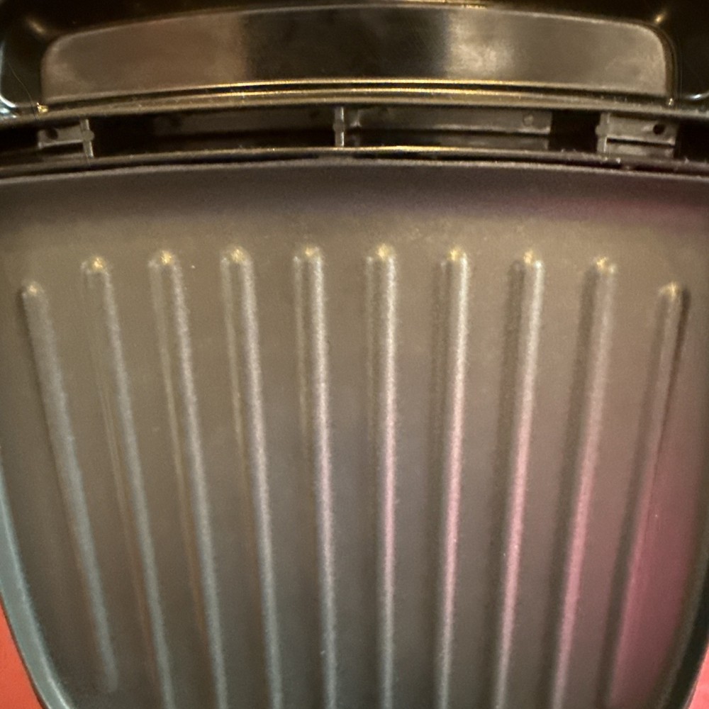George Foreman Grilling Machine GR320FB Black Works