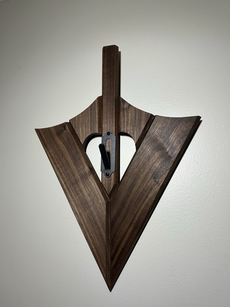 Euro/Skull mount plaque