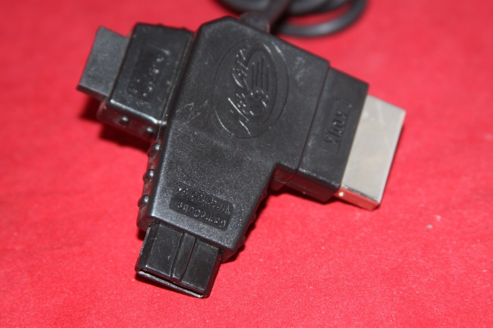 MadCatz Auto RF Switch, Model #6004 (PlayStation, PS, GameCube, Xbox)