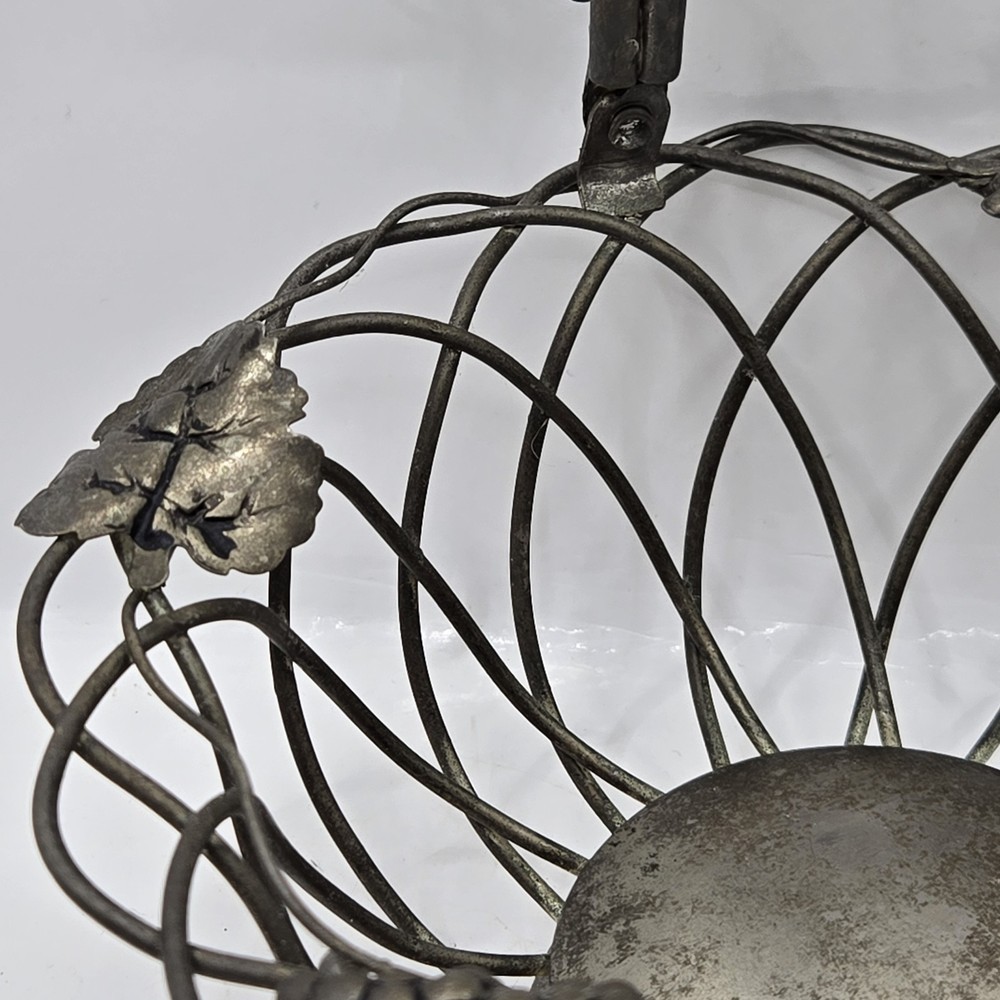 Studio Silversmiths By Godinger SILVER PLATE WIRE BASKET GRAPEVINE Swing Handle