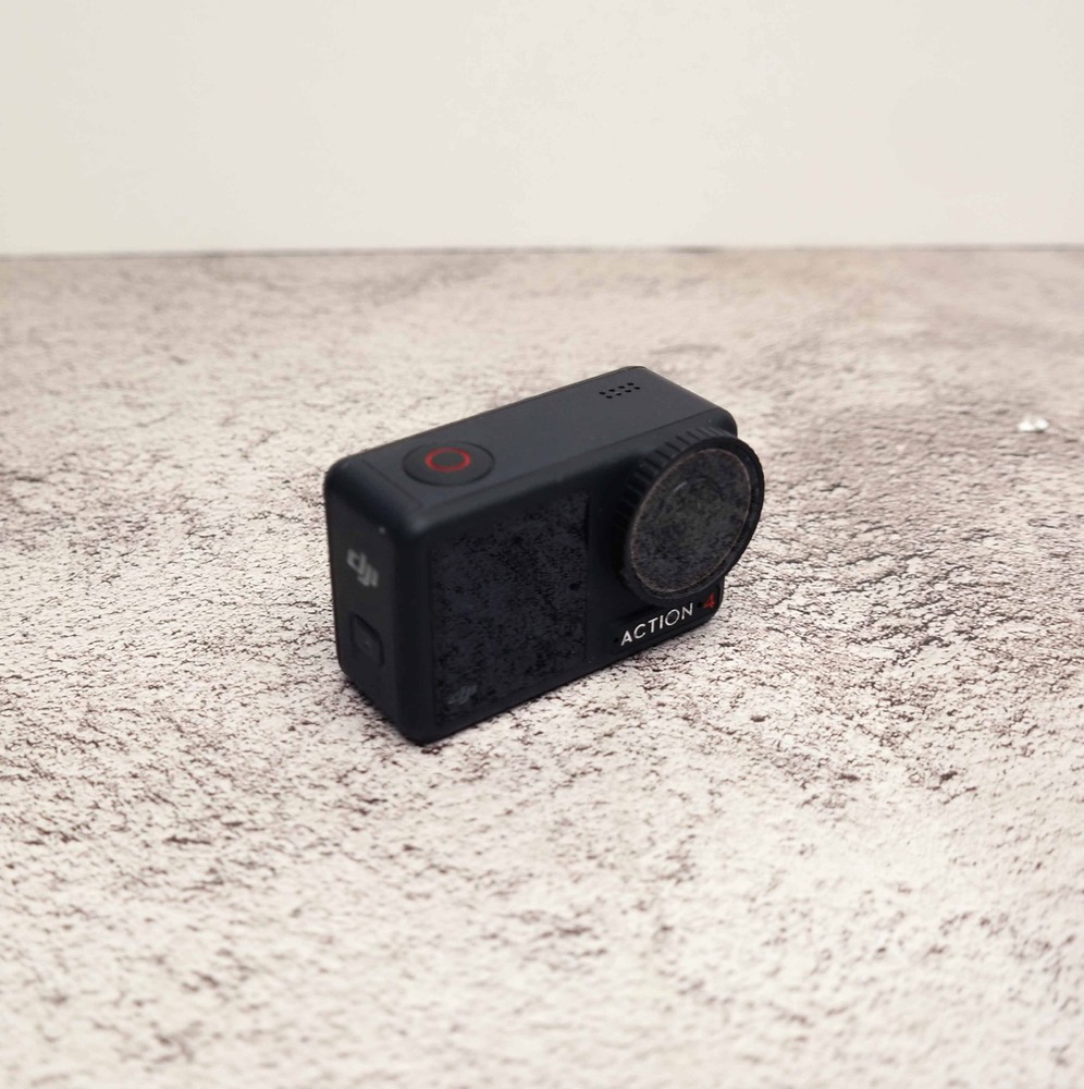 DJI Osmo Action 4 4K Action Camera BROKEN