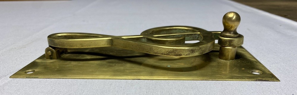 SOLID BRASS TREBLE CLEF HINGED DOOR KNOCKER & STRIKE PLATE 7”x3.5”