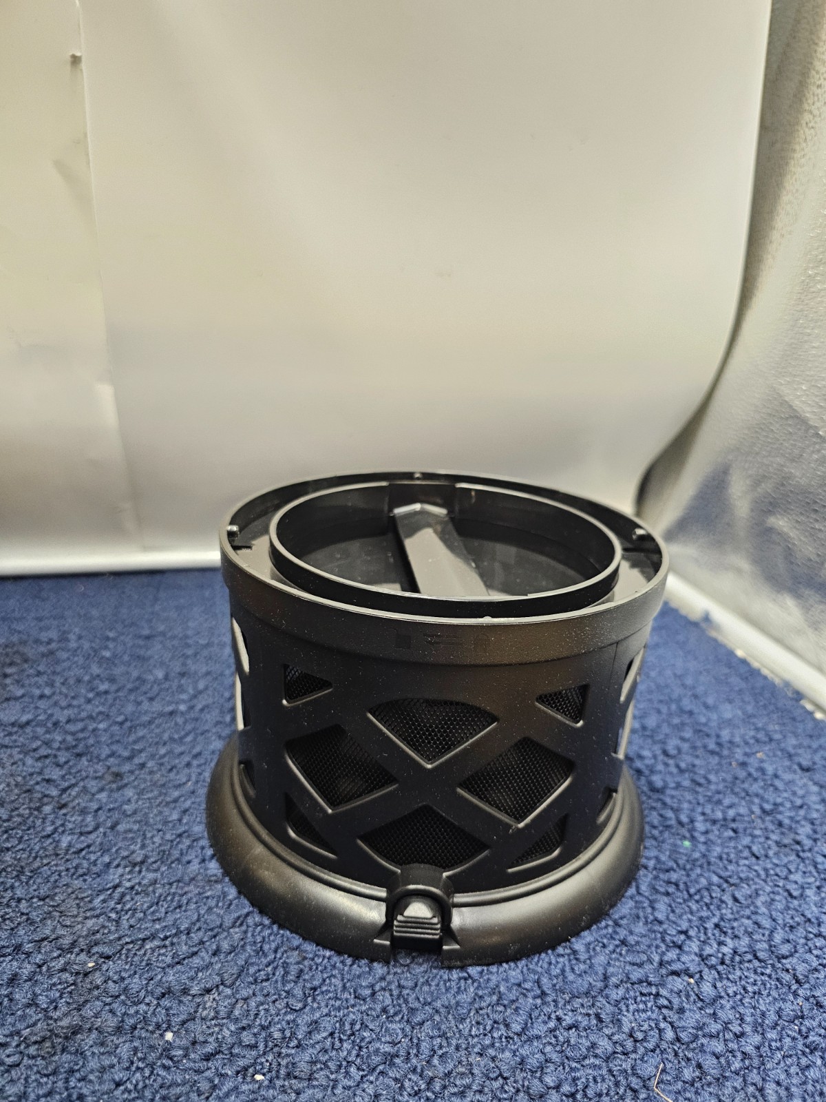 DYNATRAP DT1130SR: 1/2 Acre LED Mosquito And Flying Insect Trap 120V 60Hz 5.5W