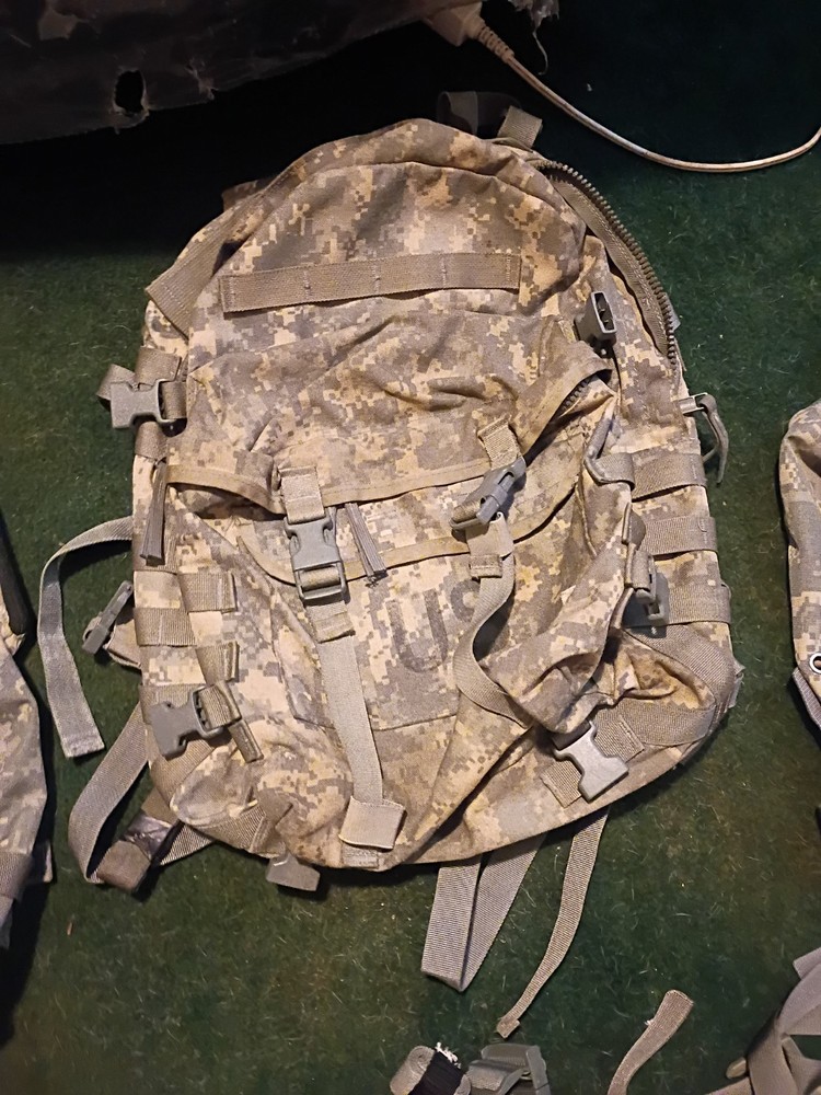 MOLLE II Assault Pack with many extras