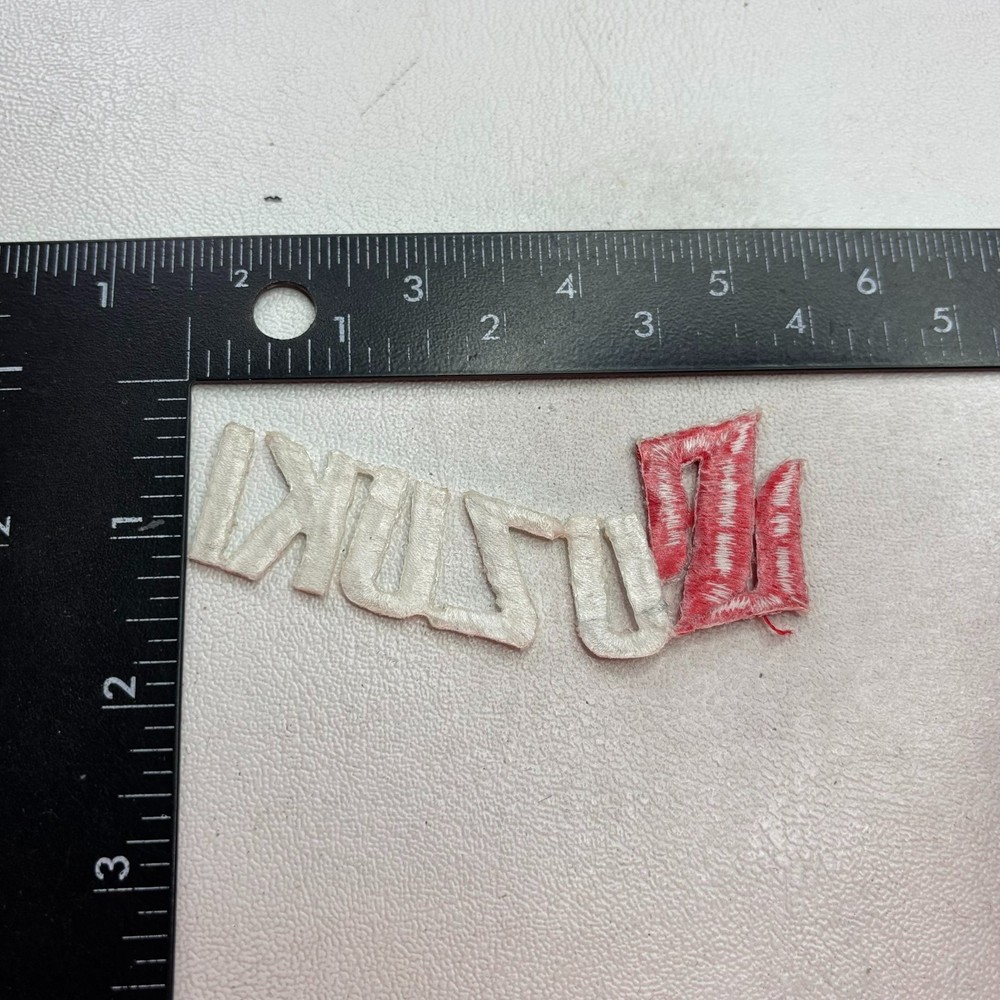 Doesn't Lay Even SUZUKI Car Auto Patch 00.8