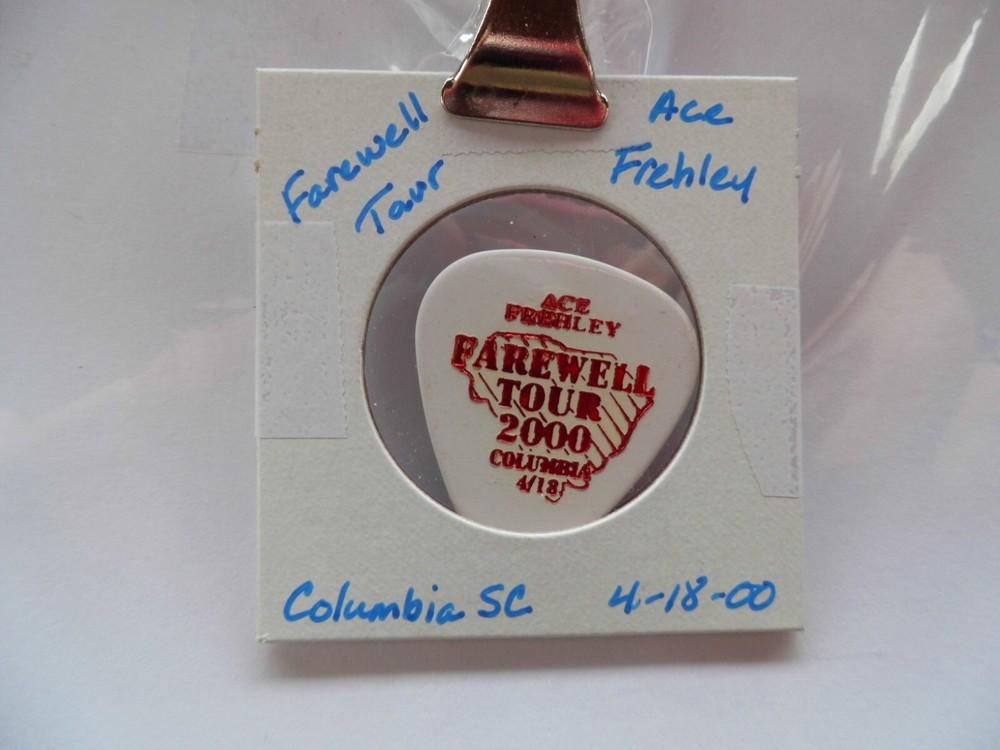 KISS "ACE FREHLEY" GUITAR PICK~4/18/00 READ DESCRIPTION  (4/6)