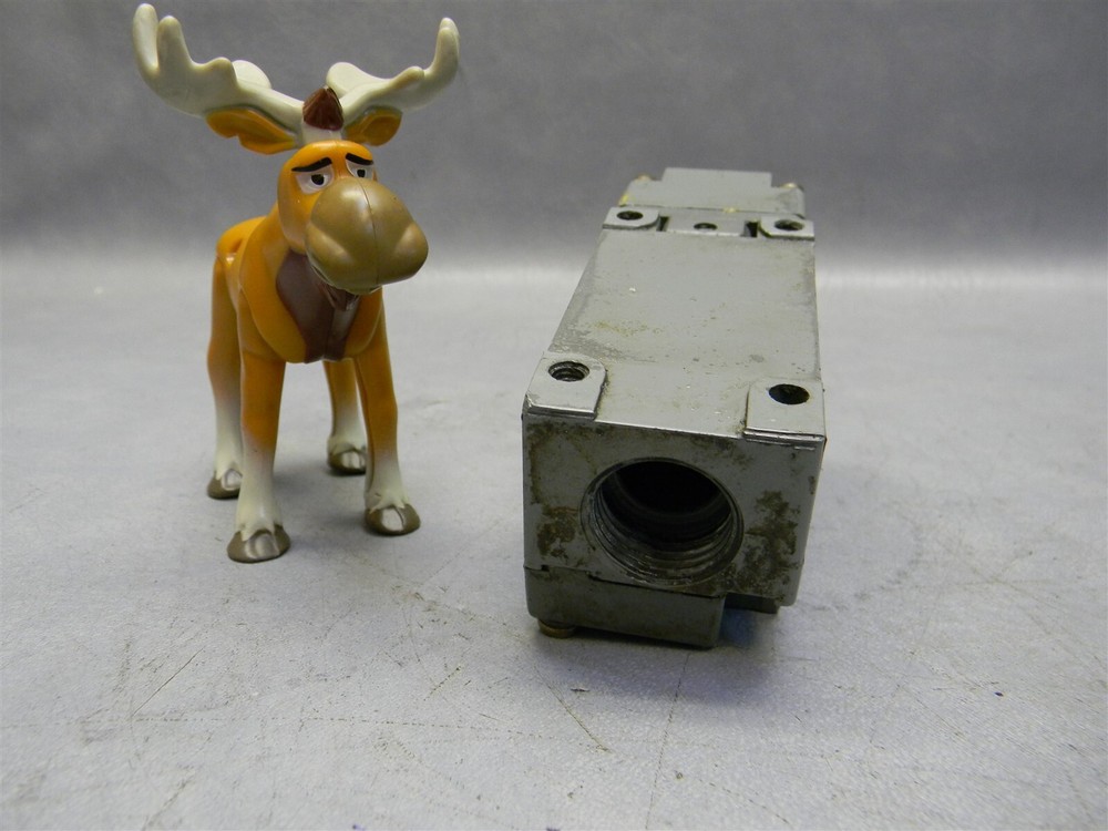Cutler Hammer E50SG Ser A2 Limit Switch E50DR1 Ser A1 E50KL377 Ser A1