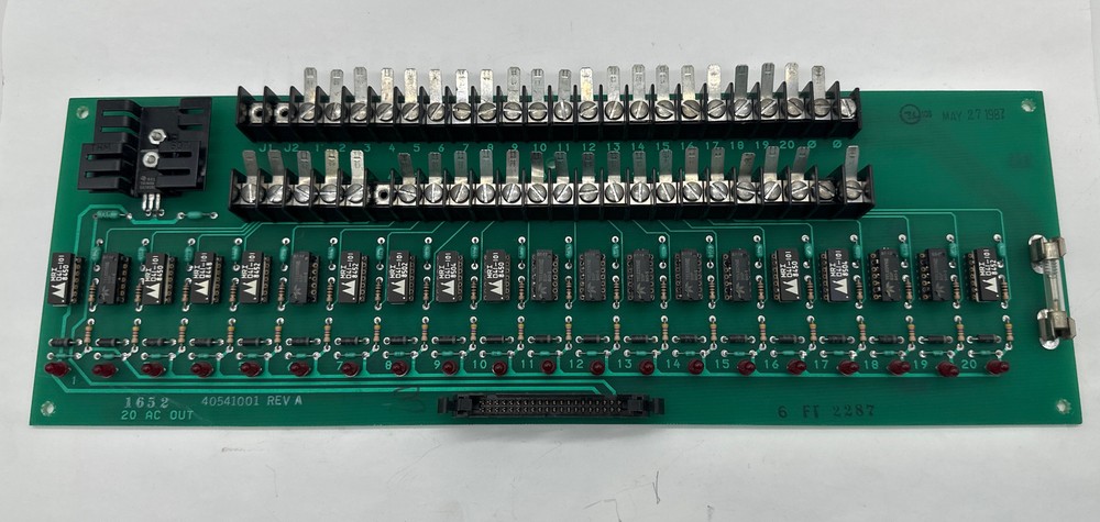 Universal Instruments 40540901 Circuit Board