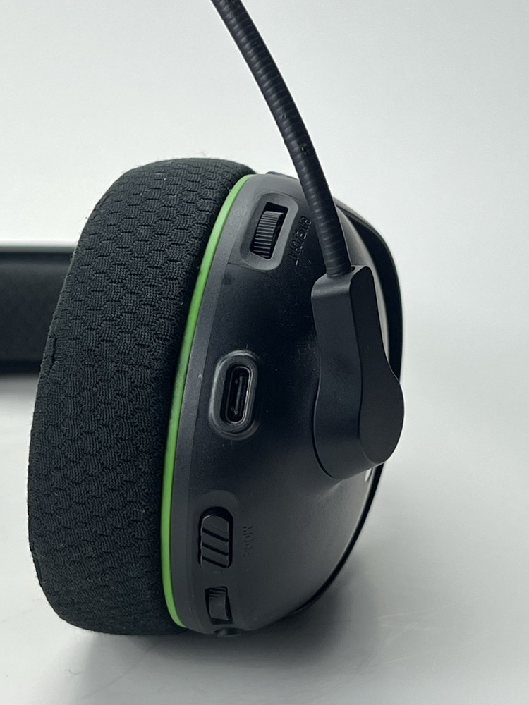 PDP AIRLITE Pro Wireless Headset with Mic(HEADSET ONLY)