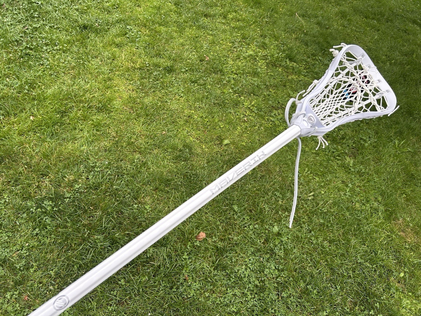 Womens Lacrosse Stick Maverik Axiom G4 Composite Head & Shaft New Retail $150