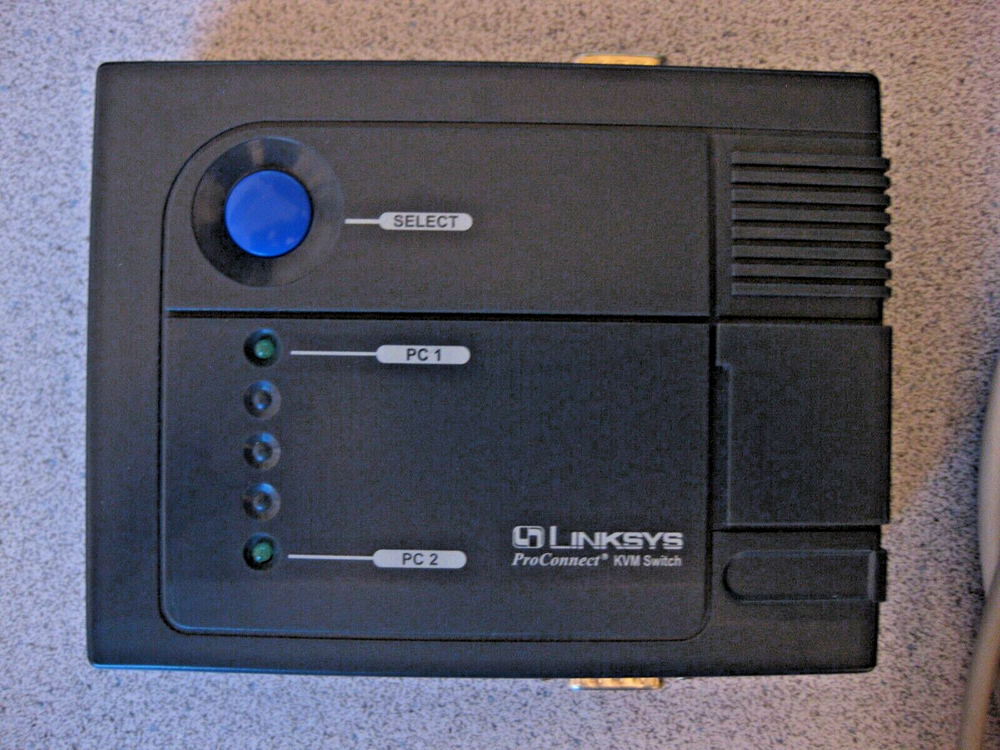 Linksys KVM100SK ProConnect KVM 2-Port Computer Switch & Combo Connection Cables