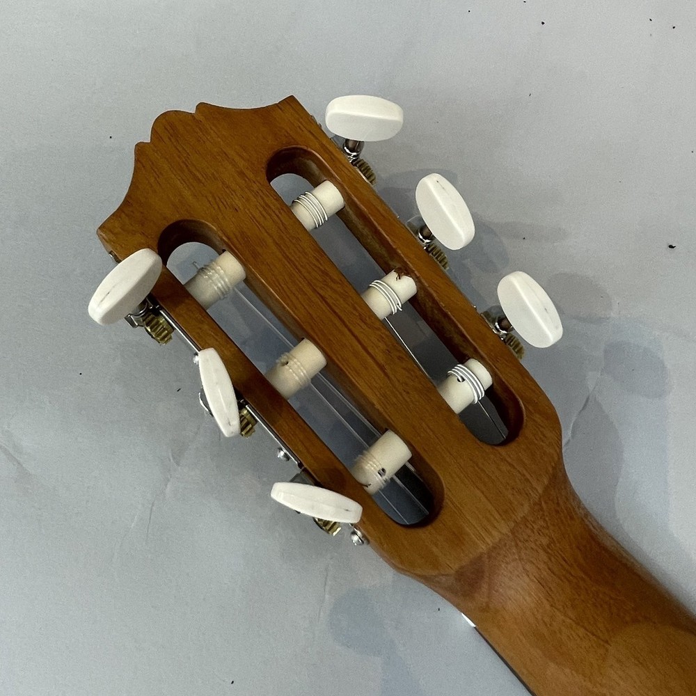 Yamaha GL1 Guitarlele Nylon String Compact Guitar with Soft Case