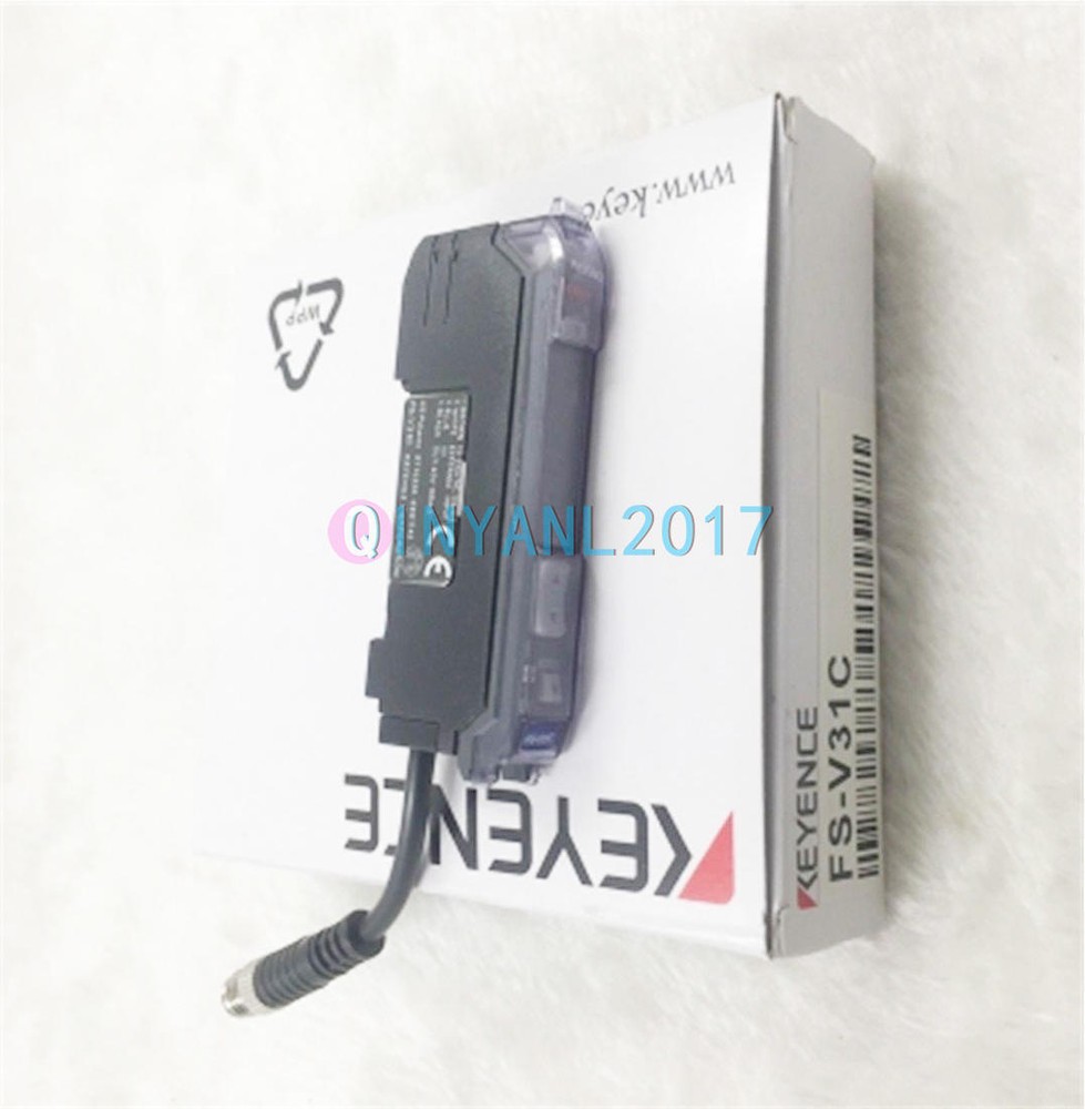 ONE New Keyence FS-V31C Sensor