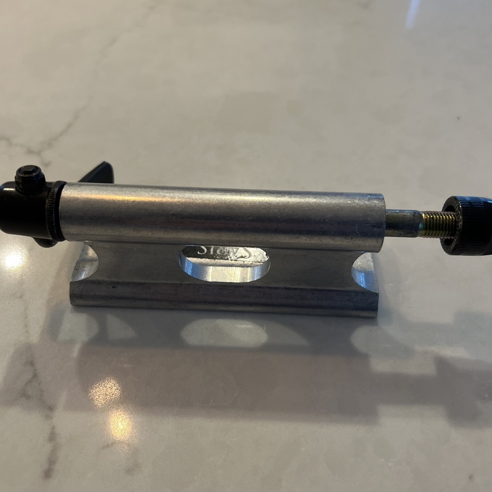 Saris front axle mount - 100mm x 9mm