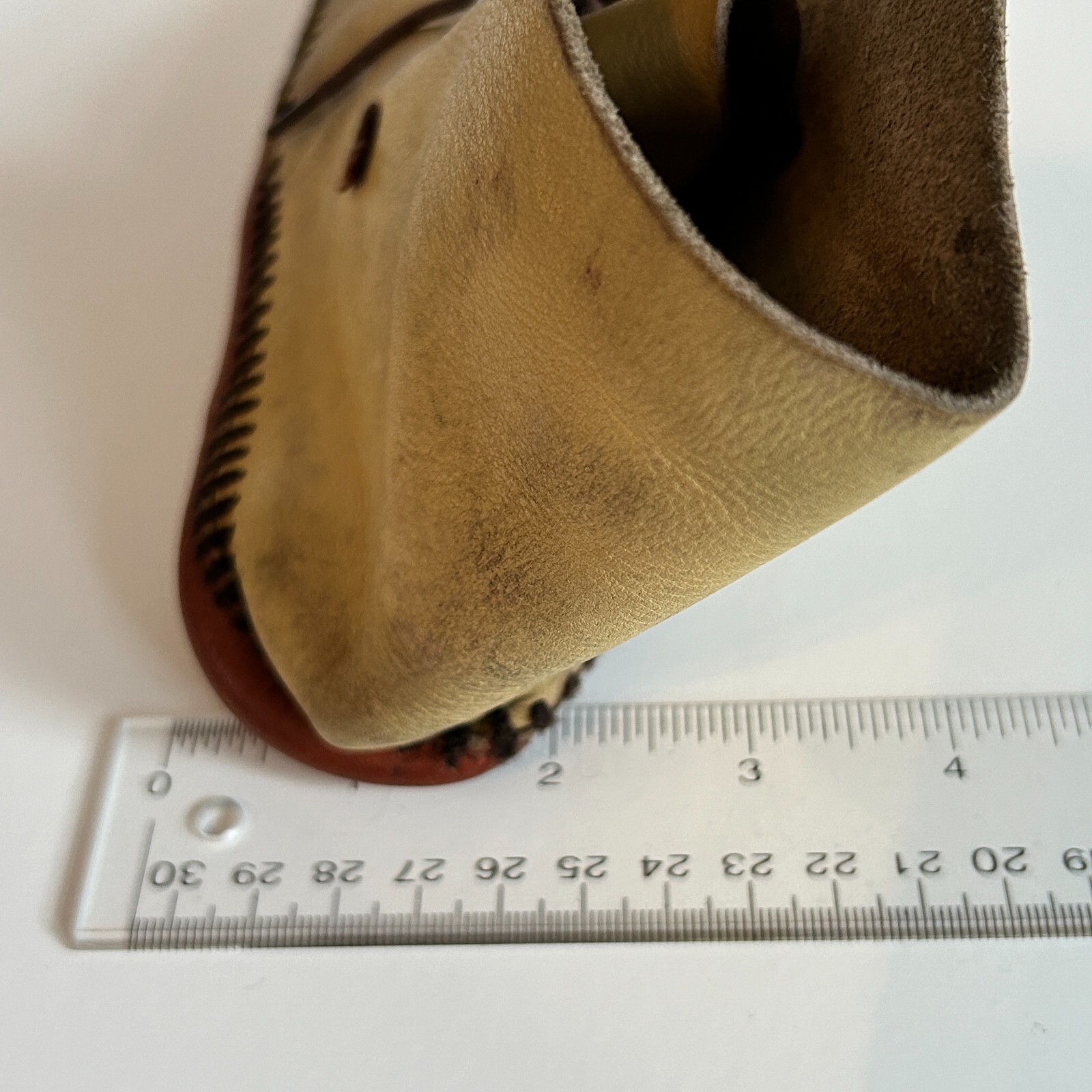 Vintage 8" BEADED Thunder Bird LEATHER NATIVE AMERICAN INDIAN MOCCASINS BOOTIES