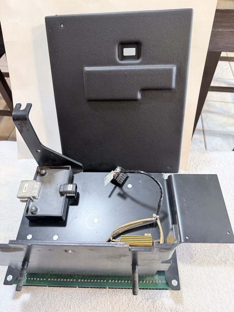 Crown Disturbution Panel P/N: AC2017020008