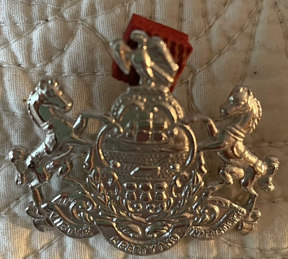 SECURITY HAT BADGE, NEW UN&ISSUED