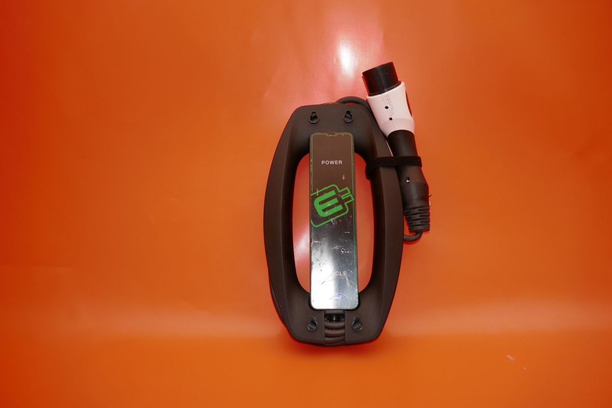 FORD CHARGING CABLE C-MAX FUSION 2016 2017 2018 2019 FM58-10B706AE OEM