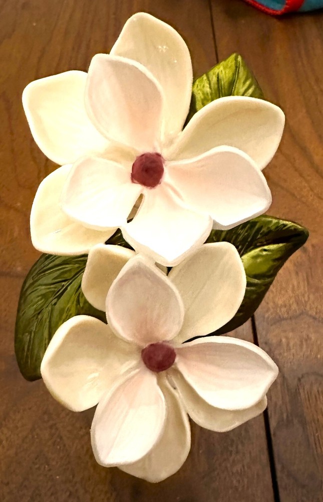 Bath and Body Works Wallflowers Plug In Diffuser Spring Summer Themed New