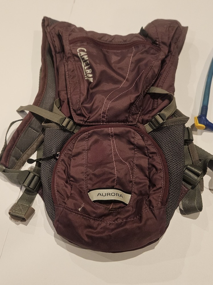 Camelbak Aurora Purple Hydration Day Pack Backpack with 2L Bladder - Used