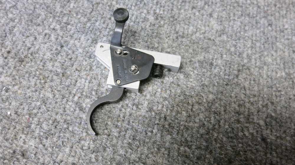 KNIGHT DISC EXTREME AND SIMILAR , MUZZLELOADER TRIGGER, EXCELLENT USED CONDITION