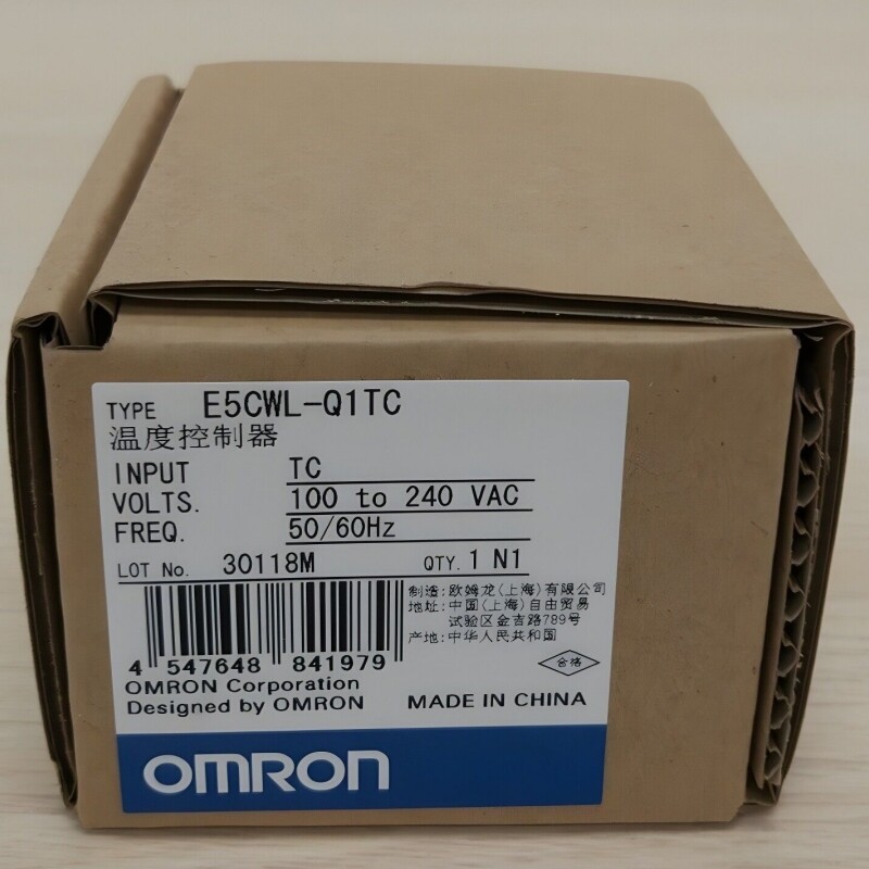 Omron E5CWL-Q1TC Programmable Controller Module New in box