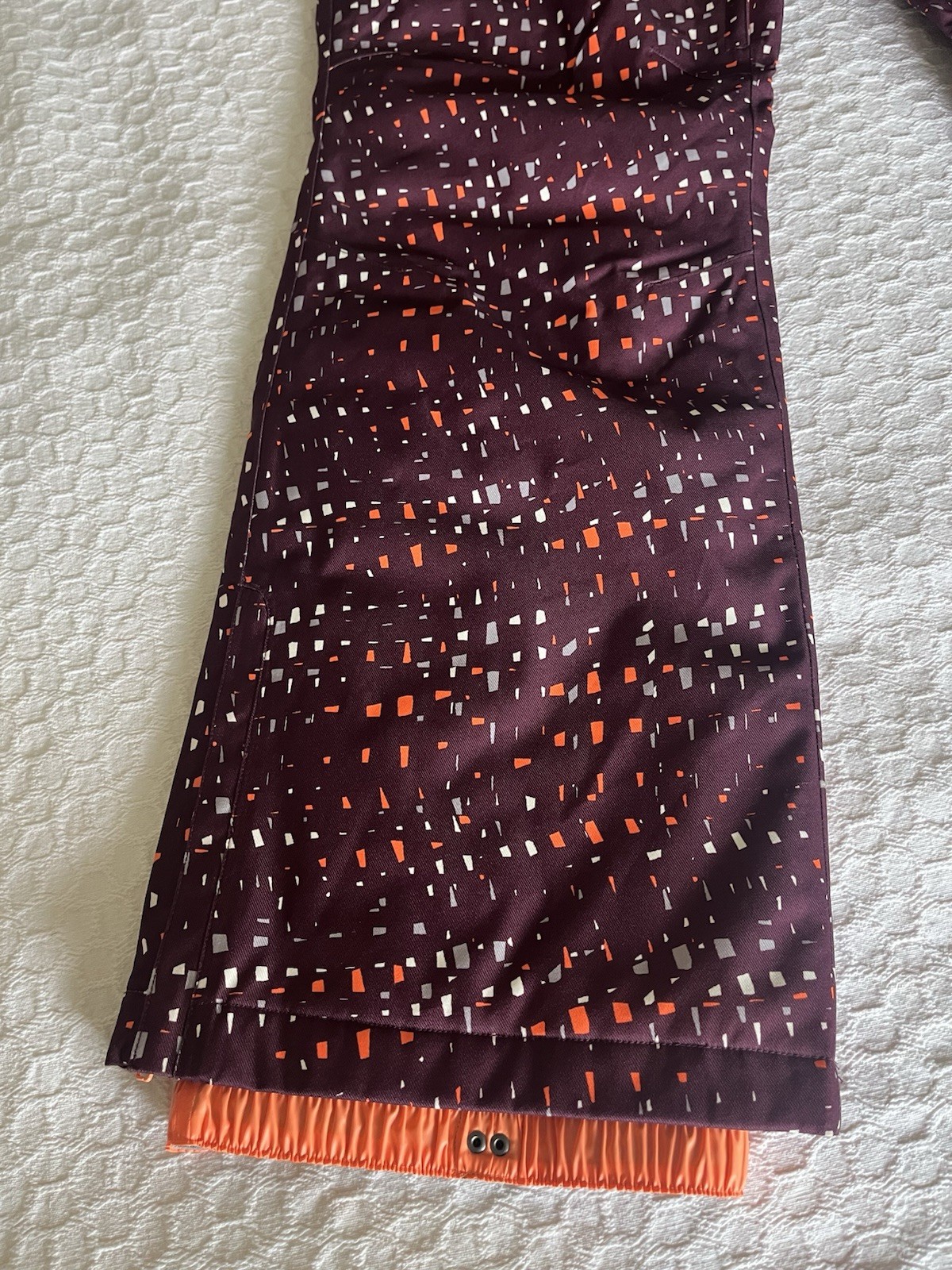 NWOT Under Armour Cold Gear Storm Infrared Maroon Confetti Ski Snow Pants Wms L