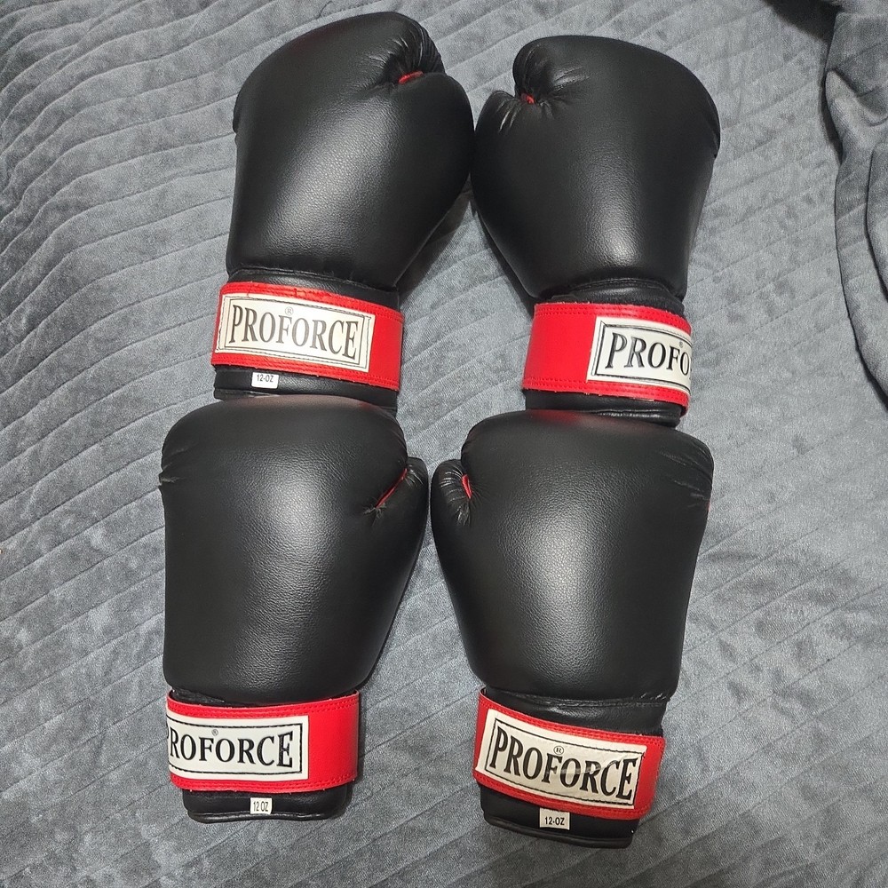 (2 PAIR )PROFORCE 12 OZ BOXING GLOVES - NEVER BEEN USED!