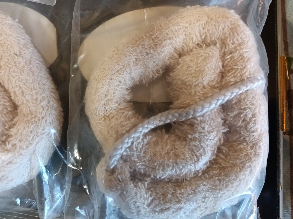 (Bundle!) 20 Tiny Toe Towels (Machine Washable)