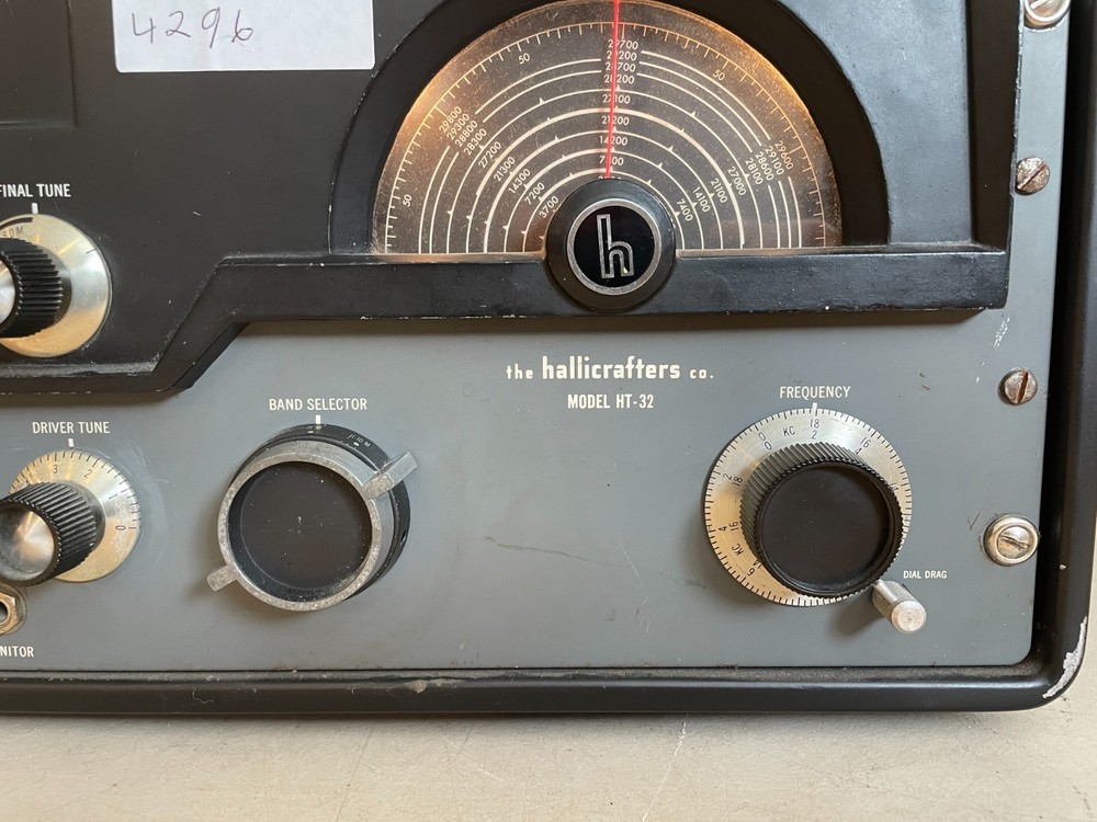 The Hallicrafters HT-32 Tube Ham Radio Transmitter/Exciter HT32 HT-32