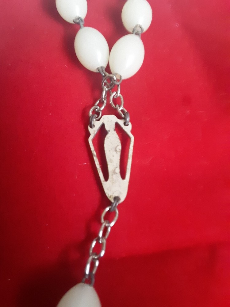 Vintage LUMINOUS Rosary Marked Italy 26 Inch