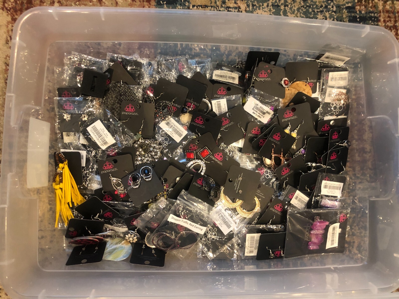 Paparazzi Jewelry - Lot of 100 - $90 (SEE DETAILS BELOW)