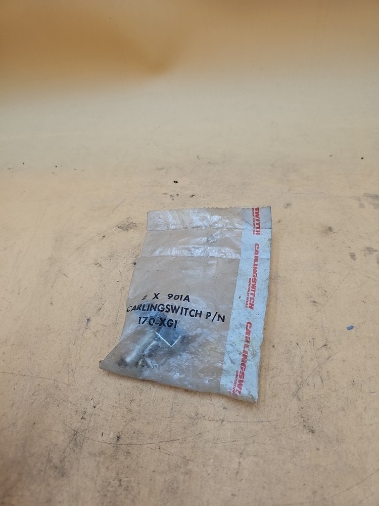 Carling Switch 170-XG1 Toggle Switch