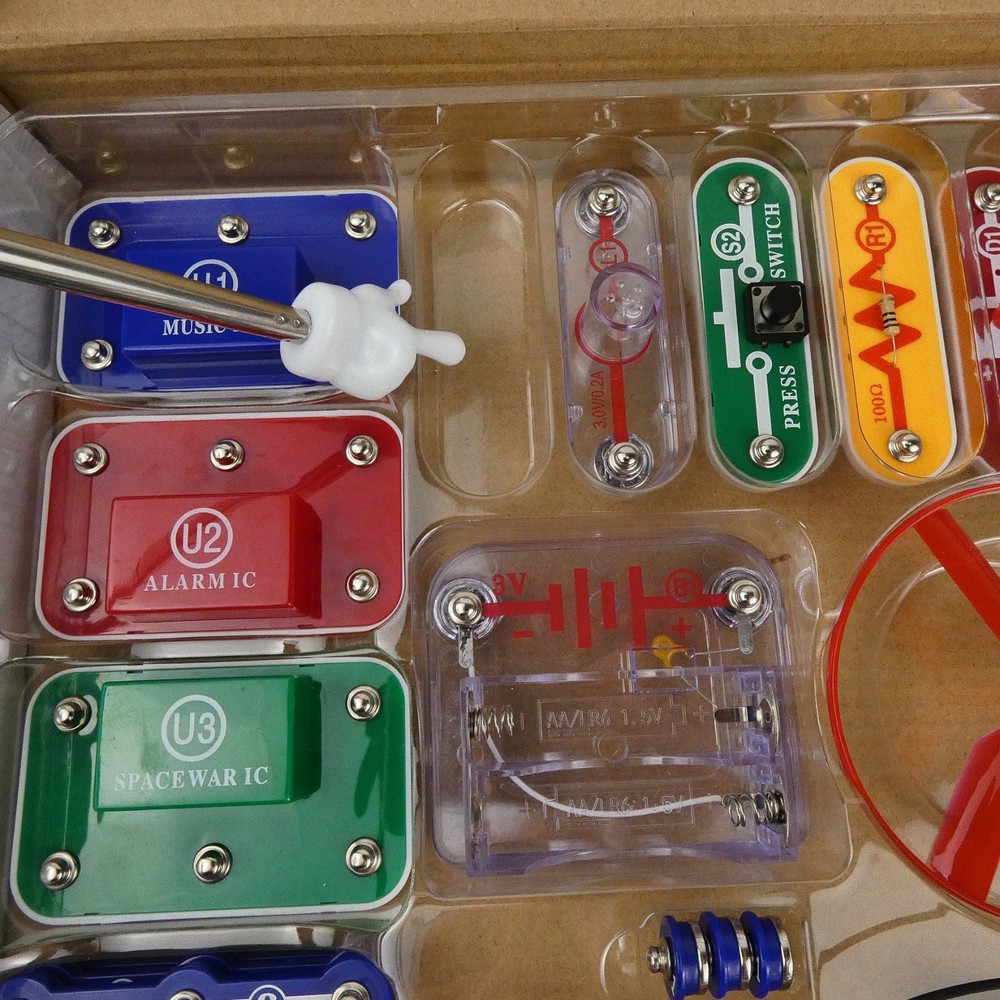 Snap Circuits Jr SC-100 100 Experiments Electronics Kit ELENCO *** Missing S1