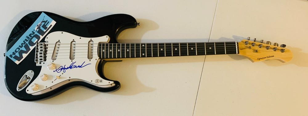 HOWLIN' WOLF HUBERT SUMLIN Signed Guitar Beckett Authentic