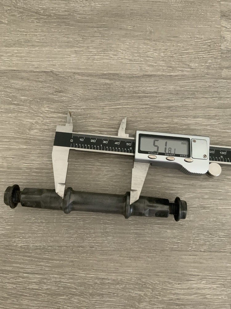 JIS BOTTOM BRACKET SPINDLE 81-C 119 MM LENGTH