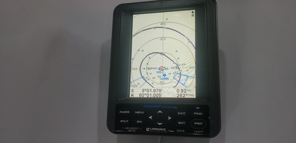 Lowrance Avionics Airmap 2000c