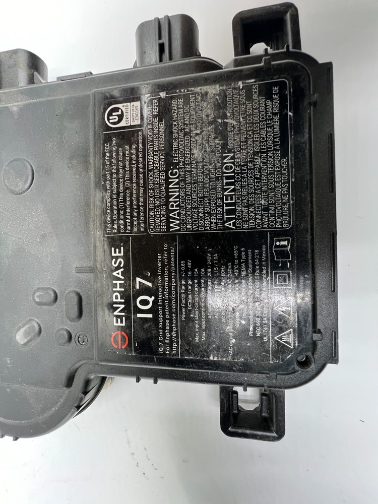 Enphase IQ7 Grid Support Interactive Microinverter 16-48V DC * BROKEN*