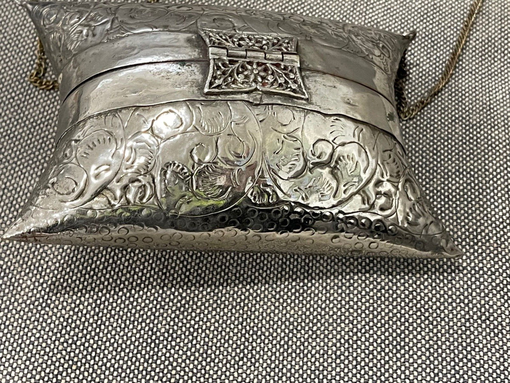 Vintage Antique Silver Played Coin Purse / Pillow Purse w/ Scrolling Design